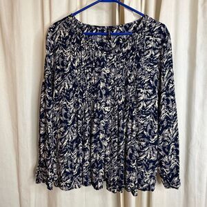 Ethyl Clothing women's blue white print long sleeve blouse size medium